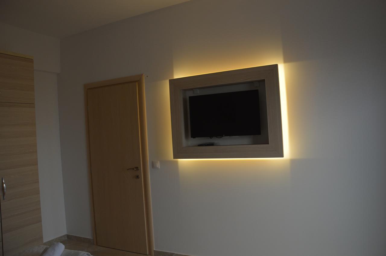 Apartment Mihalis Himare